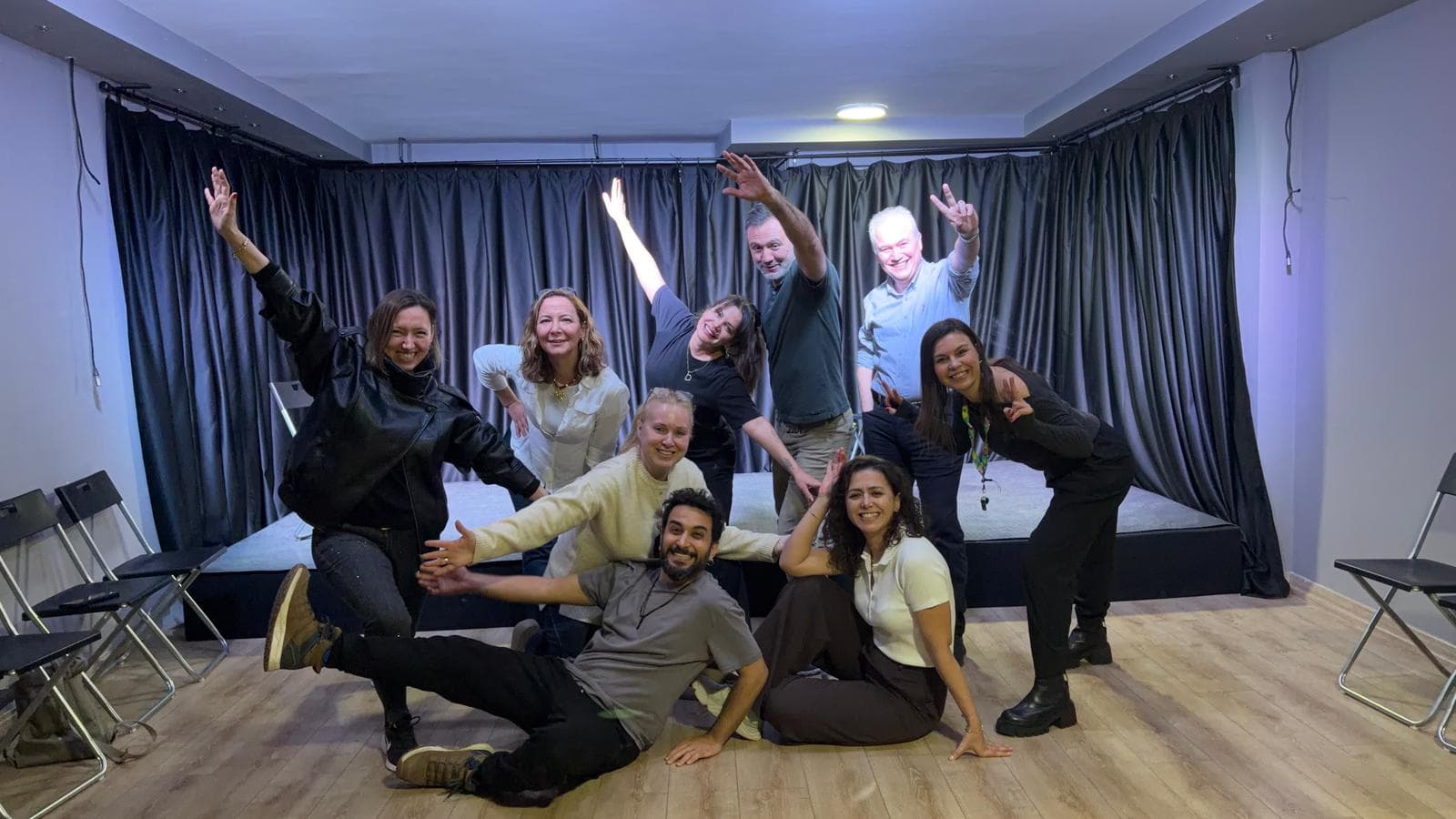 Doğaçlama Tiyatro Atölyesi Çarşamba Akşam